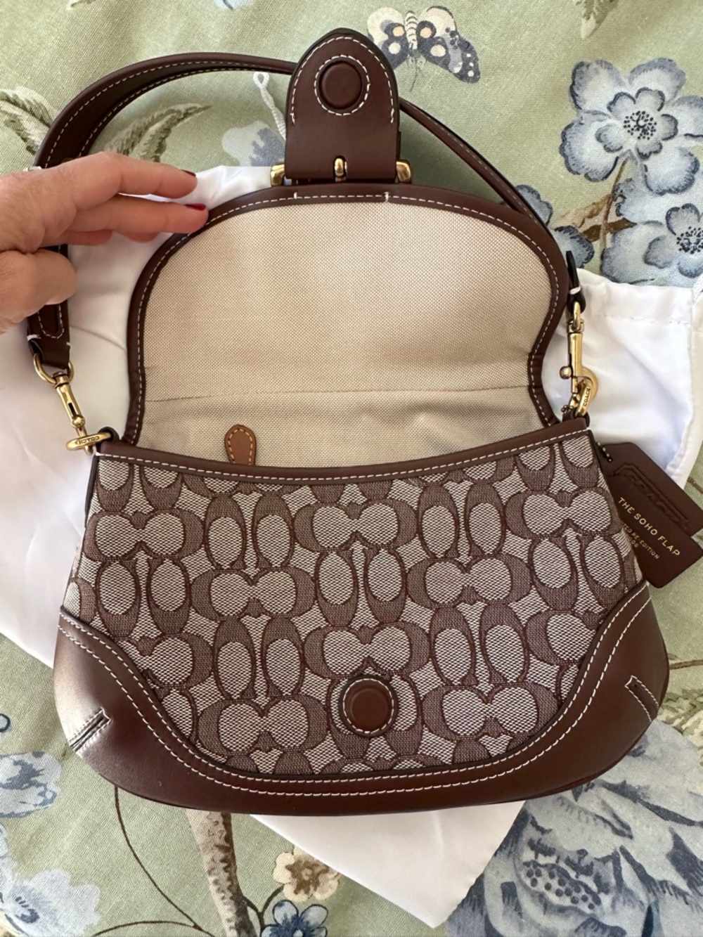 Coach SoHo Flap Bag Limited Re-edition Brown Signature-Print with Gold Buckle - Picture 13 of 16